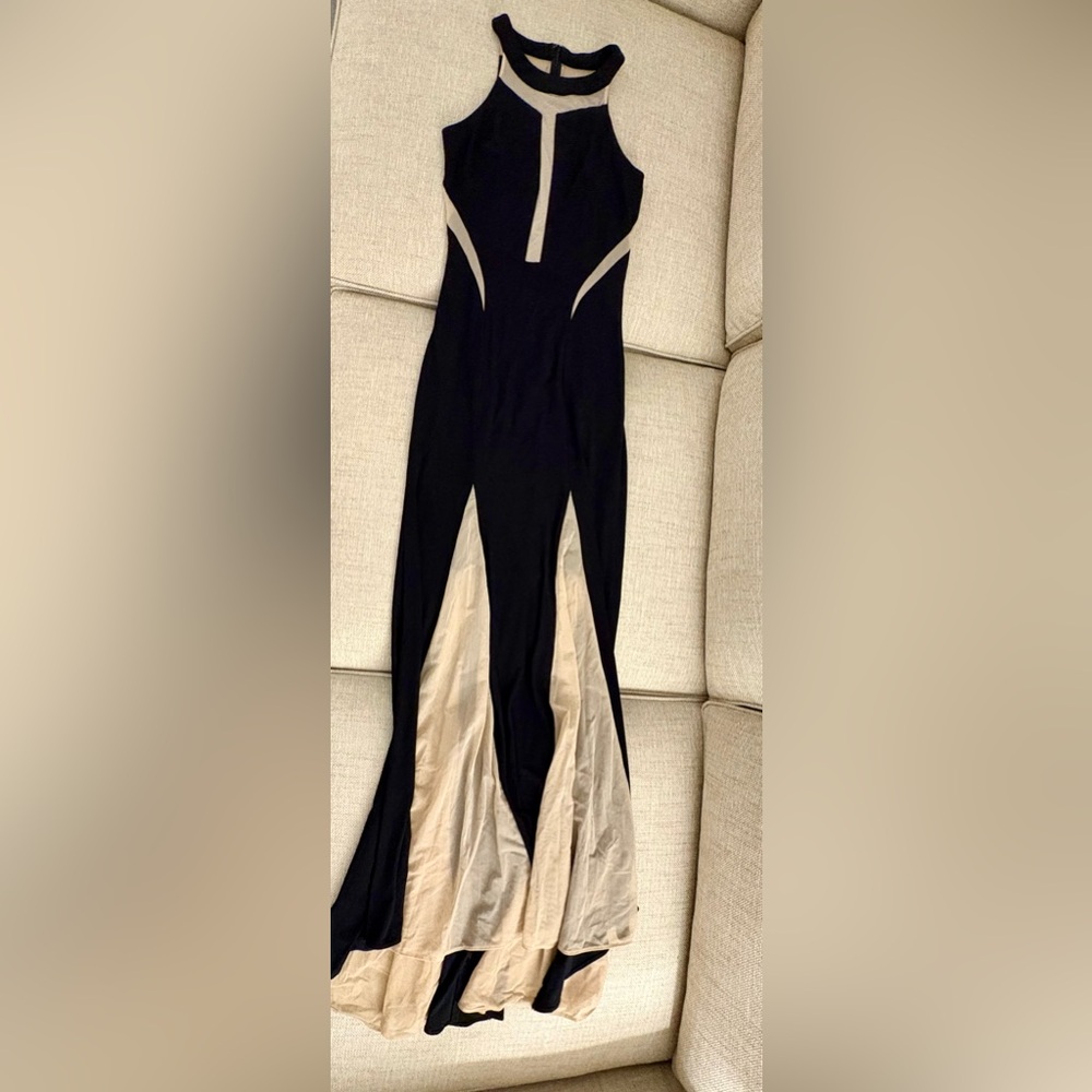 Xscape Black and Cream Formal Dress